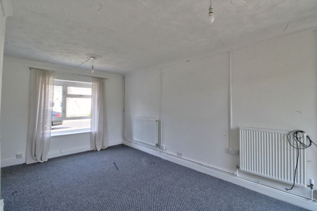 269 The Hides, Harlow photo 2