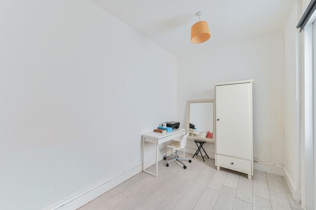 1, Flat 1, London photo 4