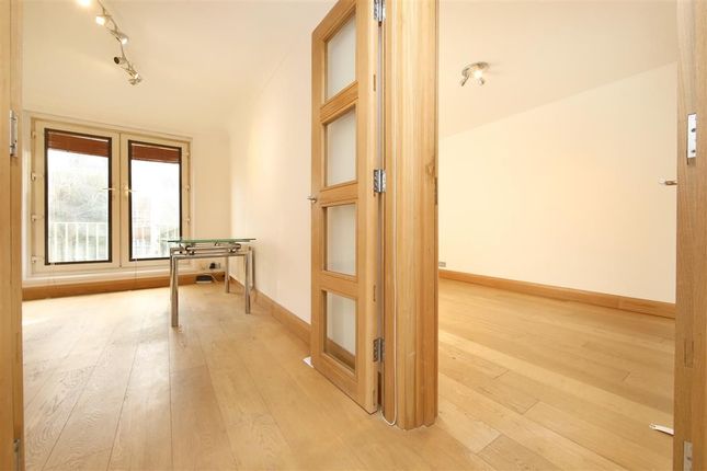 5 Kenmore Court, 26-28 Acol Road, London photo 3