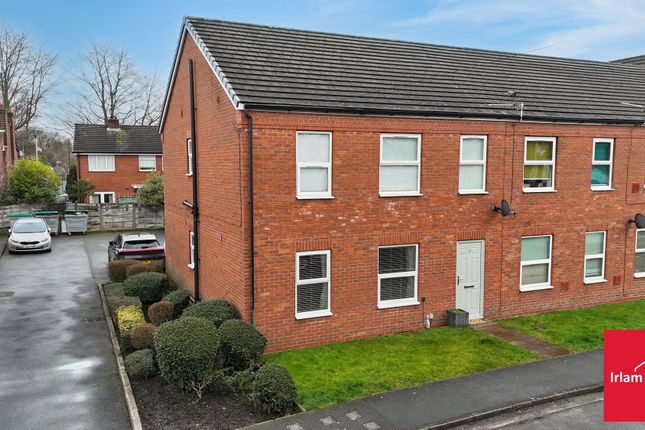2-bed flat on Apt 3, Ashcroft Court, Manchester, £130,000