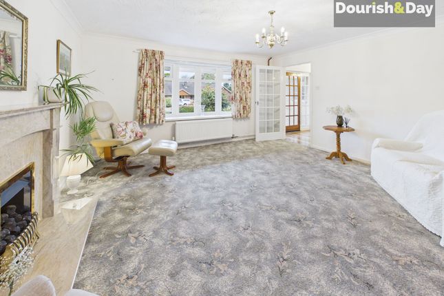 5 Kestrel Drive, Market Drayton photo 3