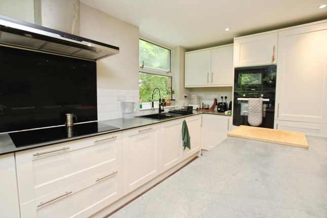 40, Westacre Close, Bristol photo 5