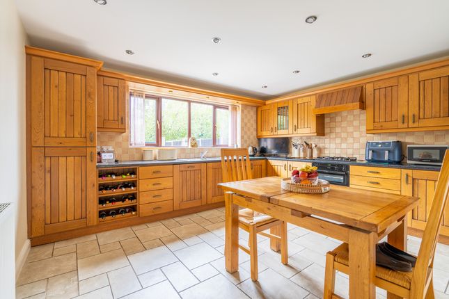 54, Endeavour Place, Stourport-on-severn photo 4