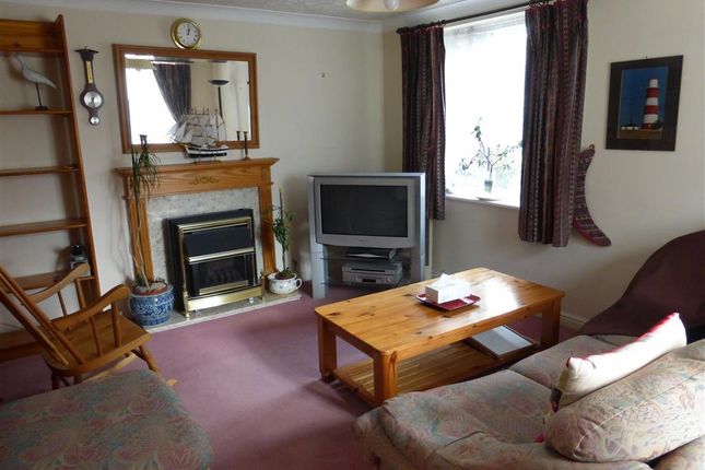 23, Lavender Close, ATTLEBOROUGH photo 5