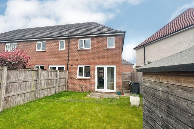 End terrace house for sale in Farro Drive, York