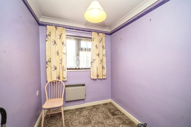 91, Lansdowne Way, High Wycombe photo 4