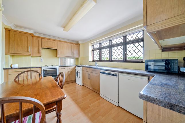 115, Archer Way, Kent photo 3