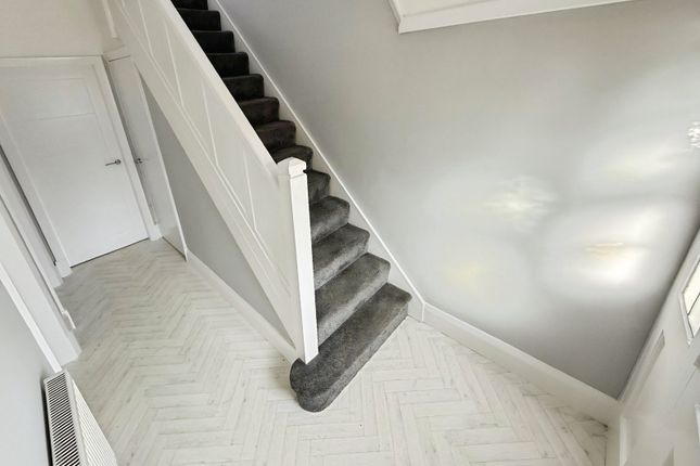 7, Brompton Drive, Staffordshire photo 2