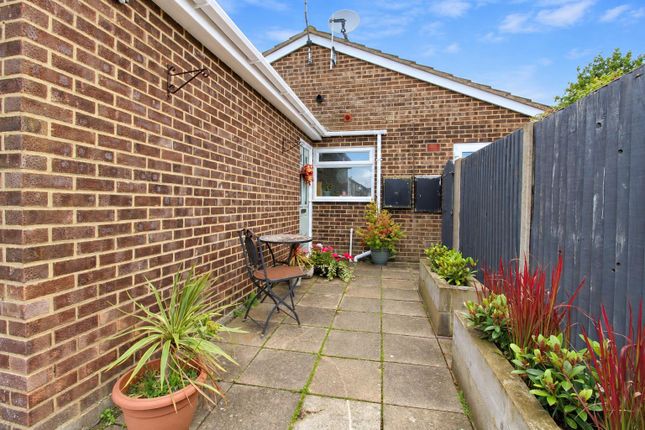 17, Steed Close, Herne Bay photo 2