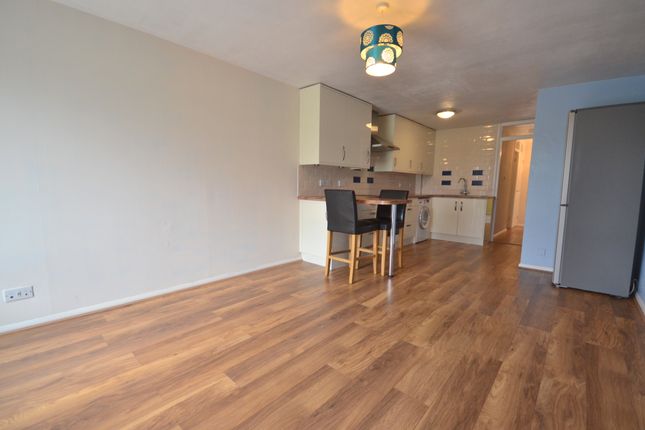 Flat 25, Gillingham photo 4