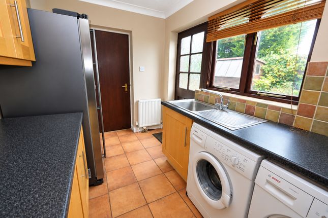 9, Rose Hill Court, Doncaster photo 4