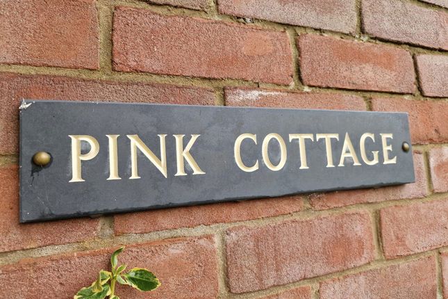 Pink Cottage, Mill Lane, Docking photo 2