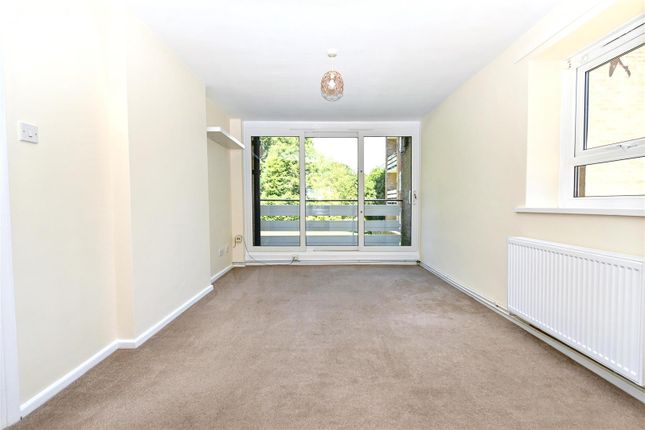 42, Lanark Court, Hamsey Close, Eastbourne photo 2