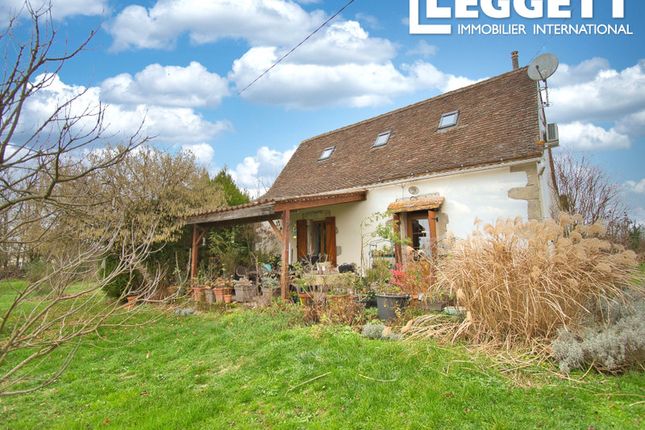 Thumbnail Villa for sale in Roumagne, Lot-Et-Garonne, Nouvelle-Aquitaine