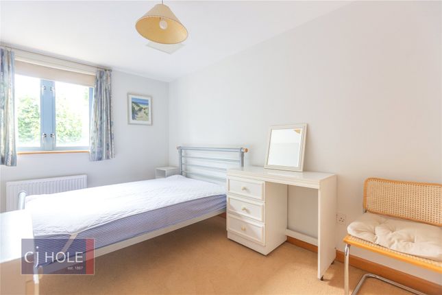 Flat 10, The Quays,, Cumberland Road, Bristol photo 4
