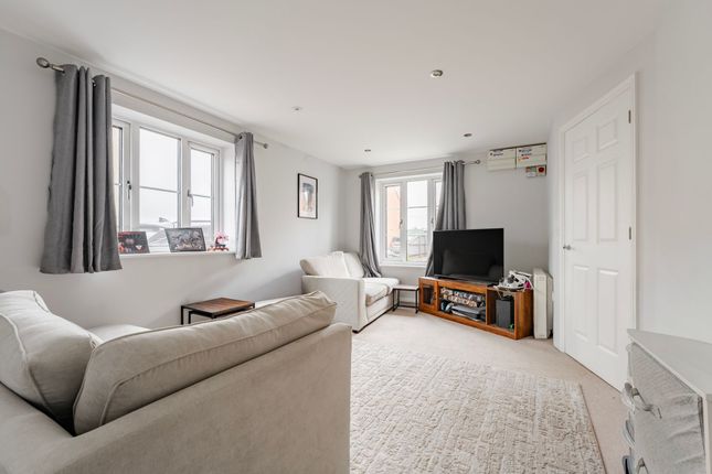 27 Burghwood Drive, King's Lynn photo 3