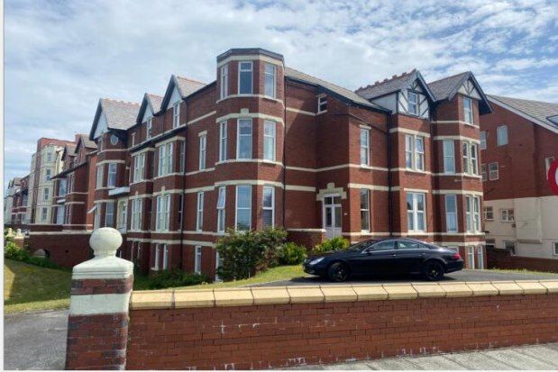 Thumbnail Flat to rent in 70 Promenade, Southport