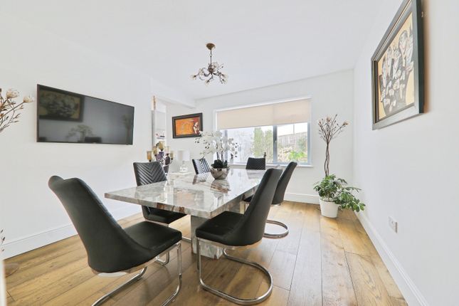 Willow House, 1 Temple Close, Brough photo 4