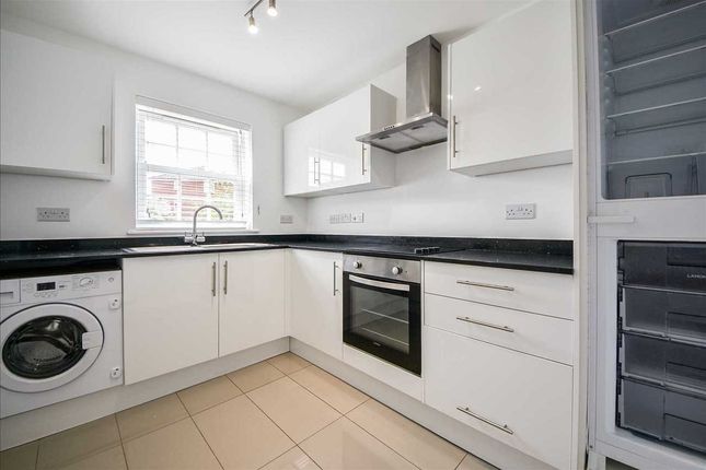 Prescod Close, Wellingborough photo 4