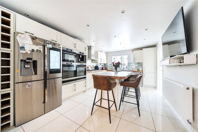 47, Athoke Croft, Hampshire photo 4