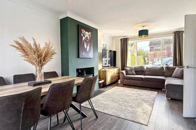 Moorland Avenue, Werrington Stoke-On-Trent photo 3