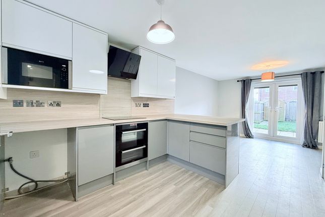 1, Marler Close, Great Yarmouth photo 2