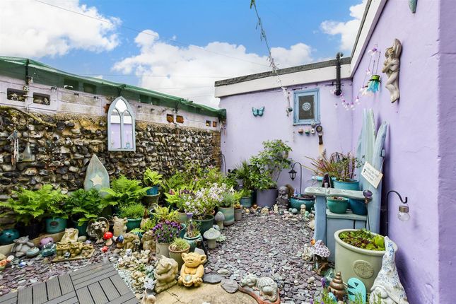 23, Epple Road, Birchington photo 2