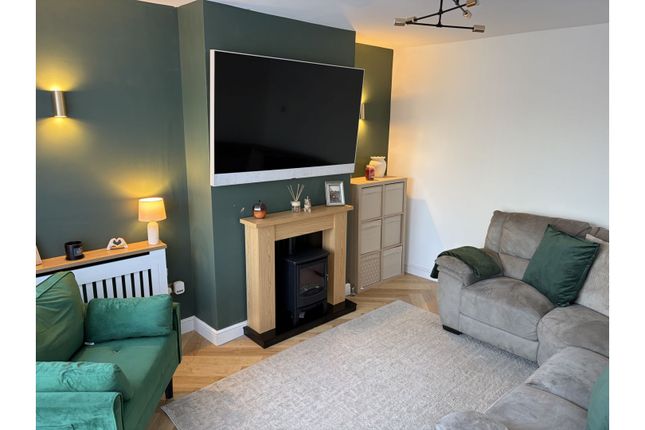 23, Byron Street, Barwell photo 3