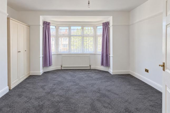 31, Clevedon Road, Luton photo 5