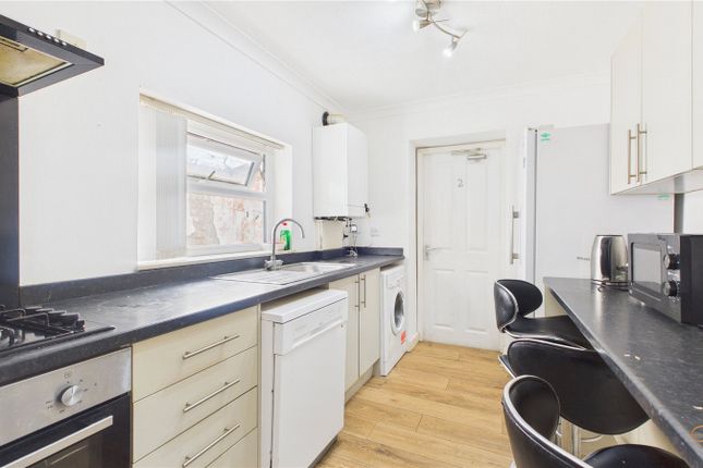 Room 2, 135, Gresham Road, Middlesbrough, photo 4