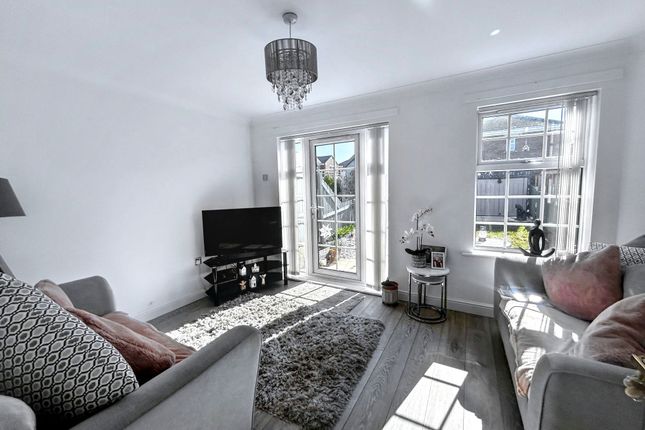 21, Grosvenor Place, Blyth photo 2