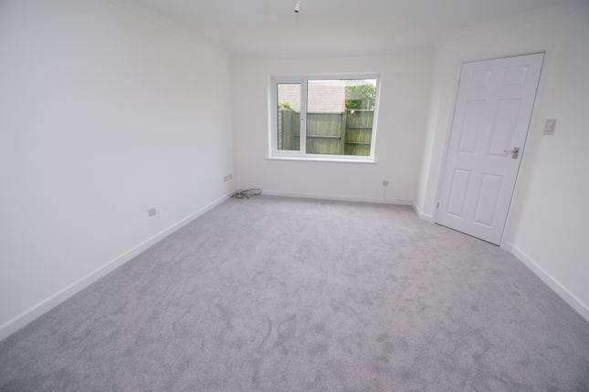 29, Juniper Close, Bridgwater photo 2