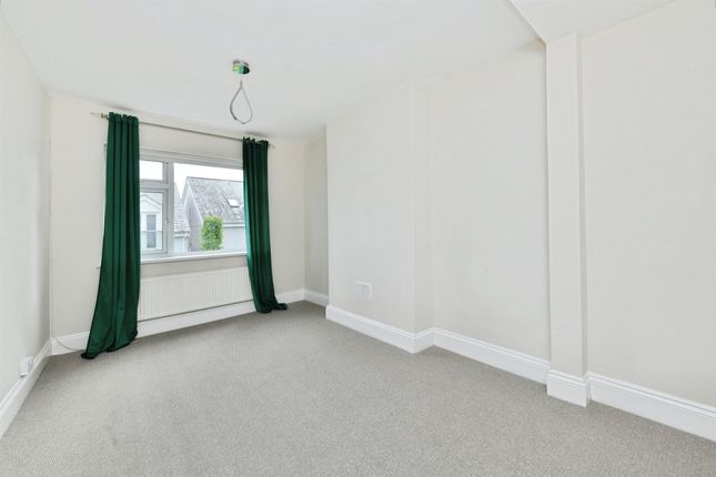44, North Road, Saltash photo 3