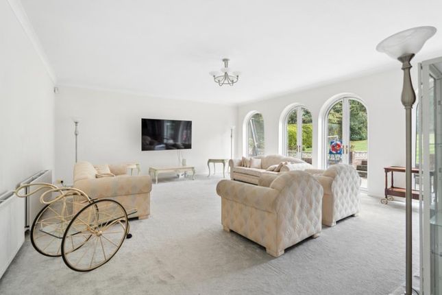 Woodlands, Sandy Lane, Northwood photo 3