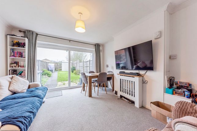 204, Harrowby Lane, Grantham photo 3