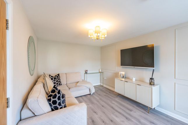 11, Mandrel Drive, Coatbridge photo 3
