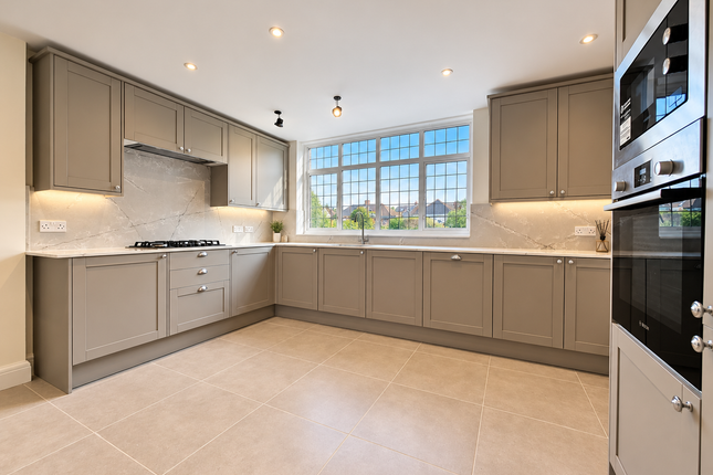 5-bed semi-detached on The Drive, North Harrow, £3,995/mo