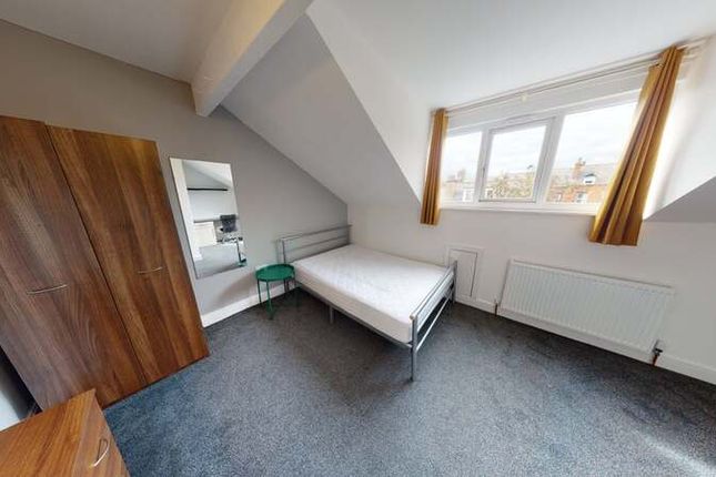 Quarry Mount Terrace Woodhouse, Leeds photo 2