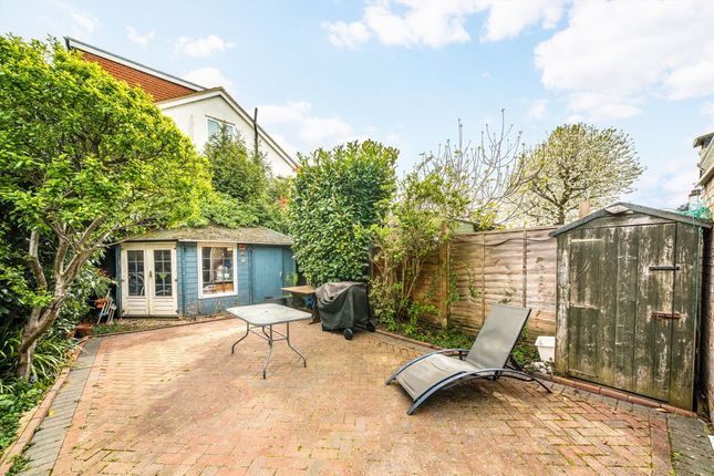 27, Hamilton Road, London photo 3