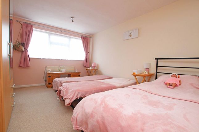 12, Burton Road, Eastbourne photo 4