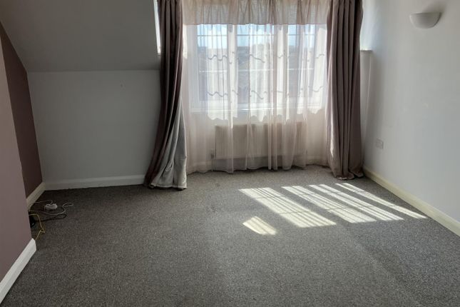 Flat 3, 27, Beach Road, Littlehampton photo 4