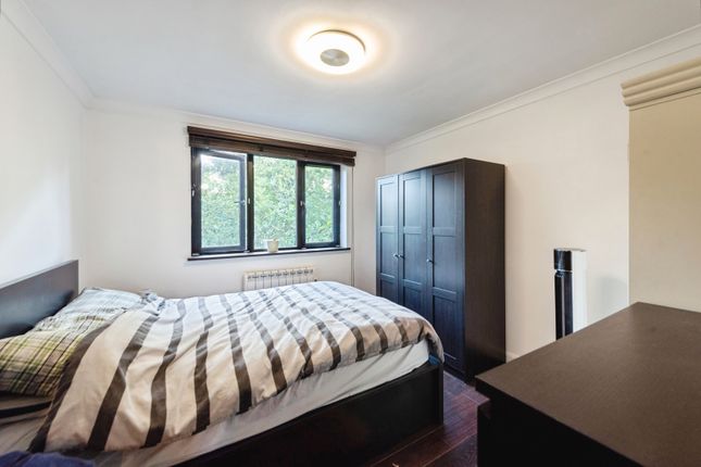 Flat 4,, Twin Oaks, Southampton photo 4