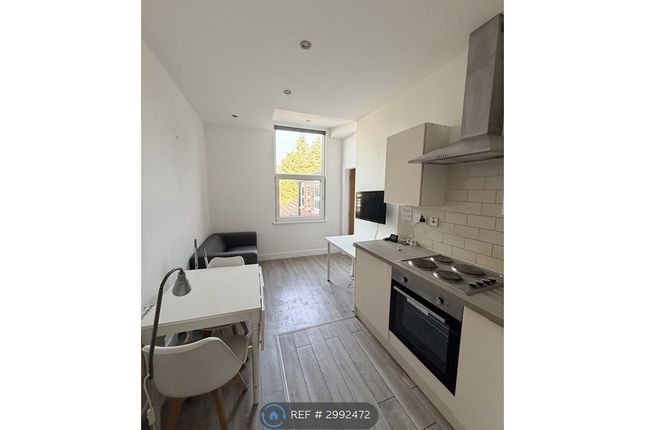 Flat, Century House A London Road, Leicester photo 2