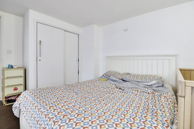 Flat for sale in Lee Street, Leicester