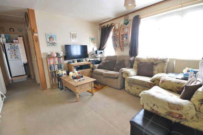 Maisonette for sale in Windmill Close, Horley