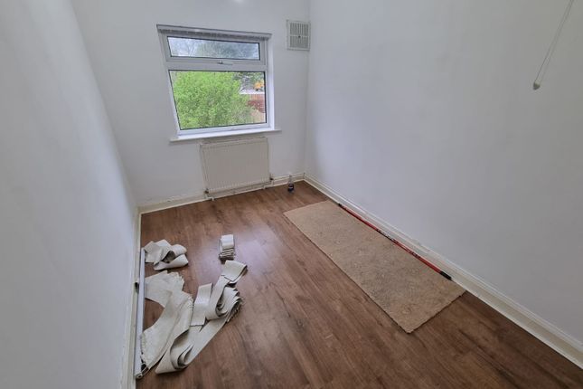 Semi-detached house to rent in Bath Street, Leicester