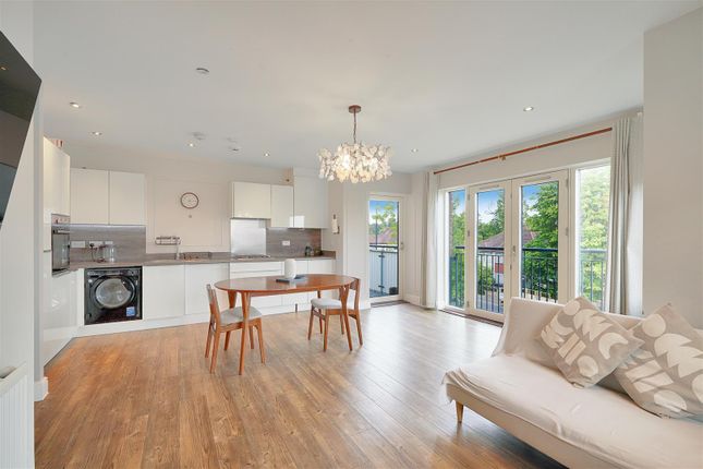 2-bed flat on Sudbury Hill, Harrow HA1, £400,000