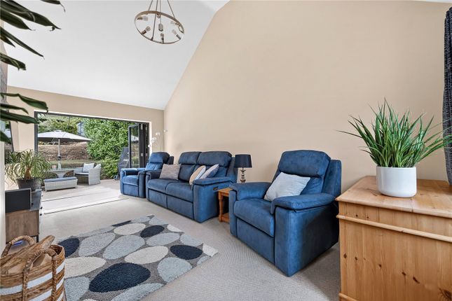 Gorsewood Road, Woking photo 3