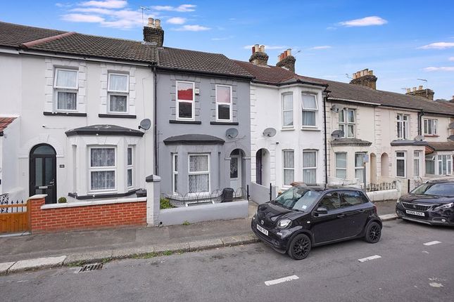 Terraced house for sale in Belmont Road, Gillingham
