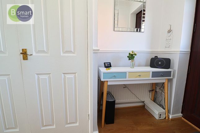21, Pine Walk, Mexborough photo 4